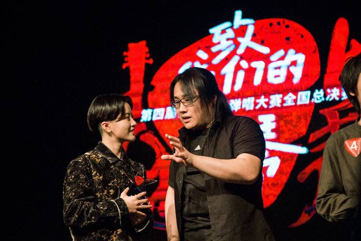 第四届“SG胜游吉他女声弹唱大赛”总冠军出炉<br />温格夺冠，董冬冬担任评委