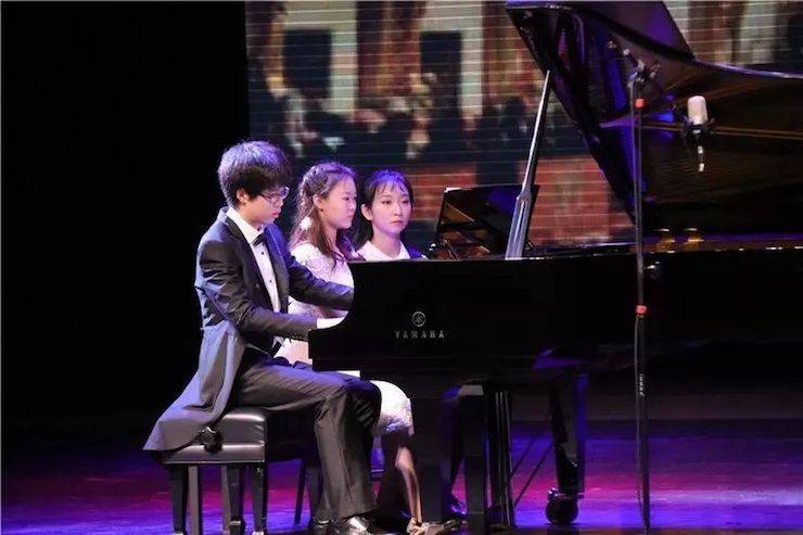 徐子松、于嘉艺