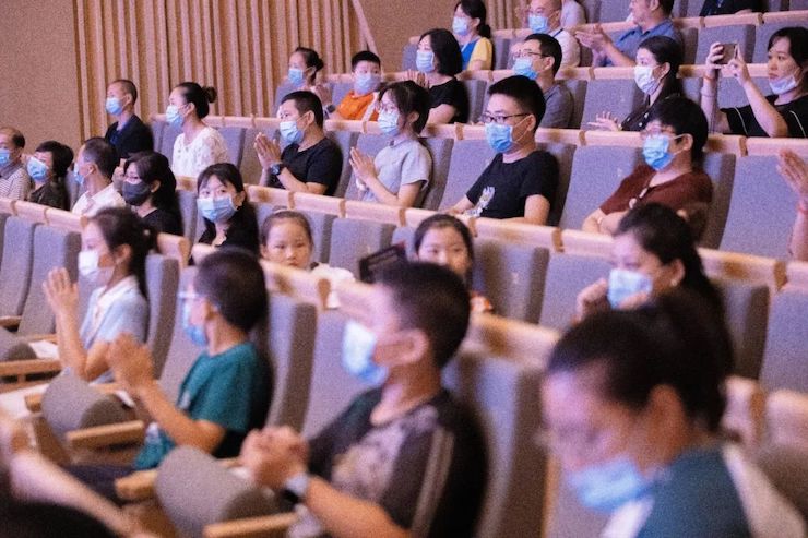 活动报道 | “科技助力，跨越时空”，小鹿纯子携手刘明康共享中日音乐盛宴